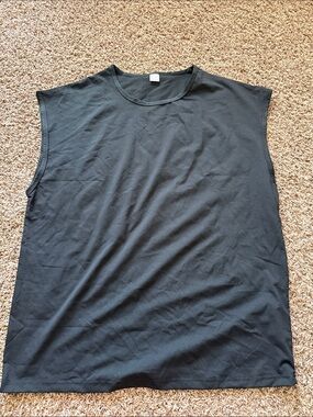 Amazon Men's Black Sleeveless Crew Tank Top